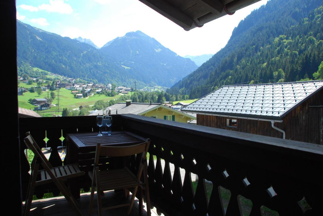 Haus Galgenul Appartement Sankt Gallenkirch Buitenkant foto